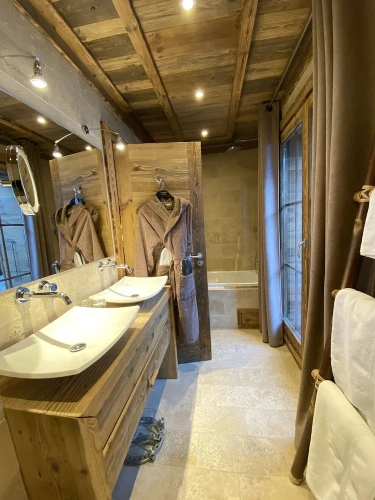 Luxury Suite