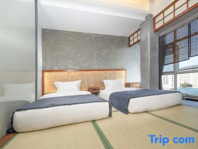 Standard Twin room with sea view