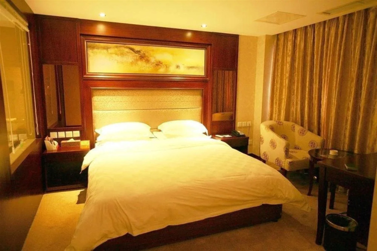 Shunfeng International Hotel