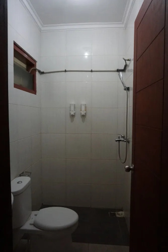 Rumah Sarwestri B&B