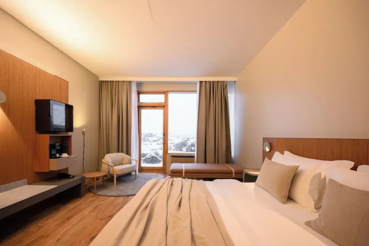 Silica Hotel