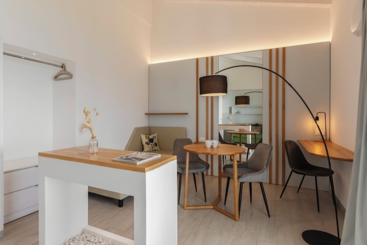 1 Bedroom Executive Suite with sea view
