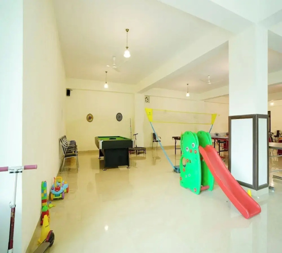 Pineland Chalets And Resort