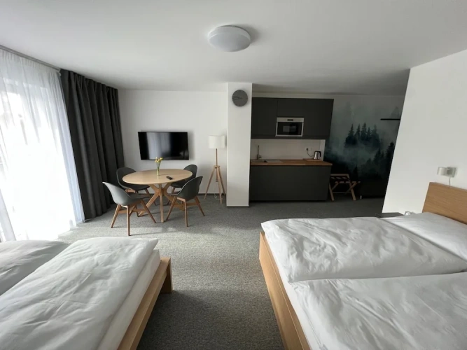 Deluxe Quadruple room