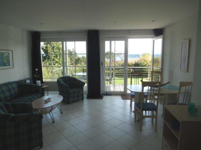 Apartment with sea view