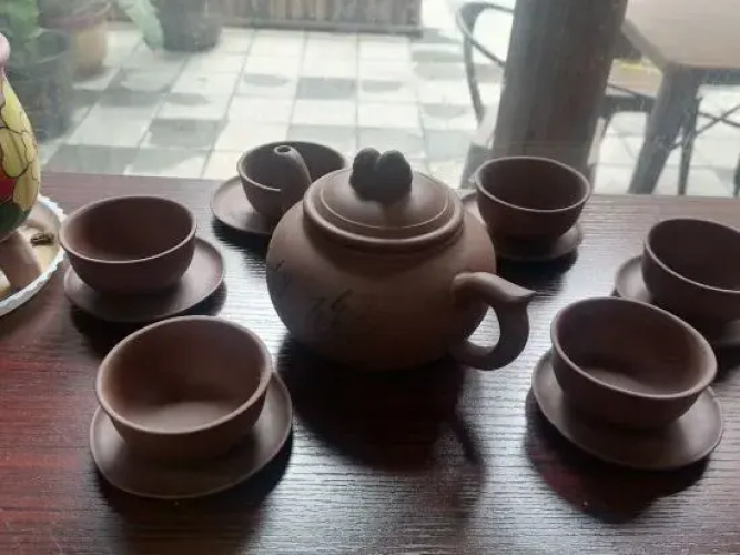 Yuping Yuanshan Host Inn