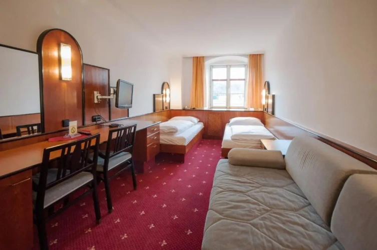 Standard Double room with view