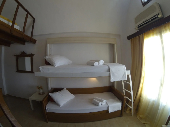 Rodakas Hotel