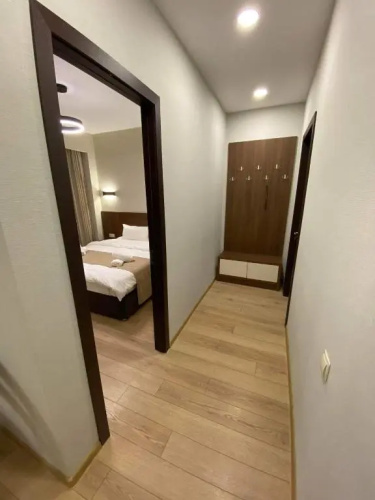 crystal residence 628