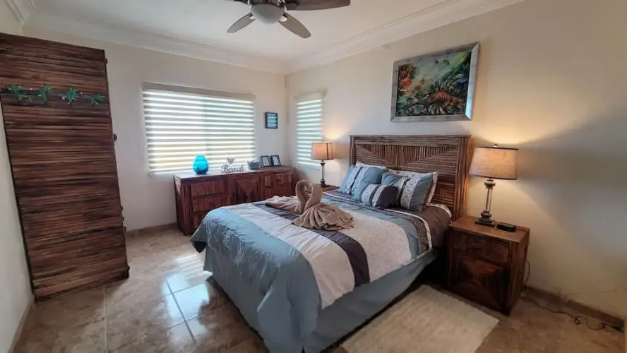 Casa Evita 4 Bedroom Beachfront Home