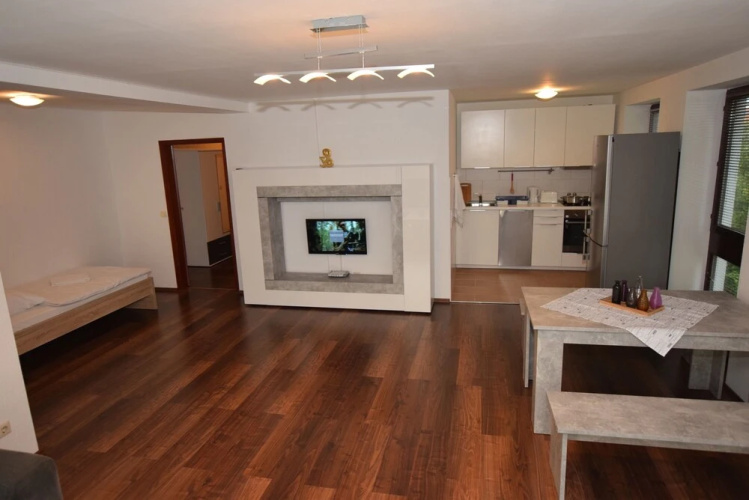 Ab Apartment 55