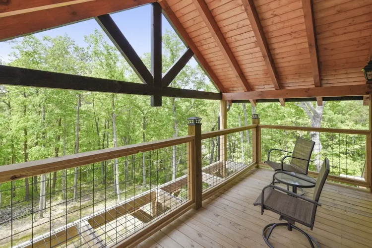 All Decked Out 4 Bedroom Cabin by RedAwning