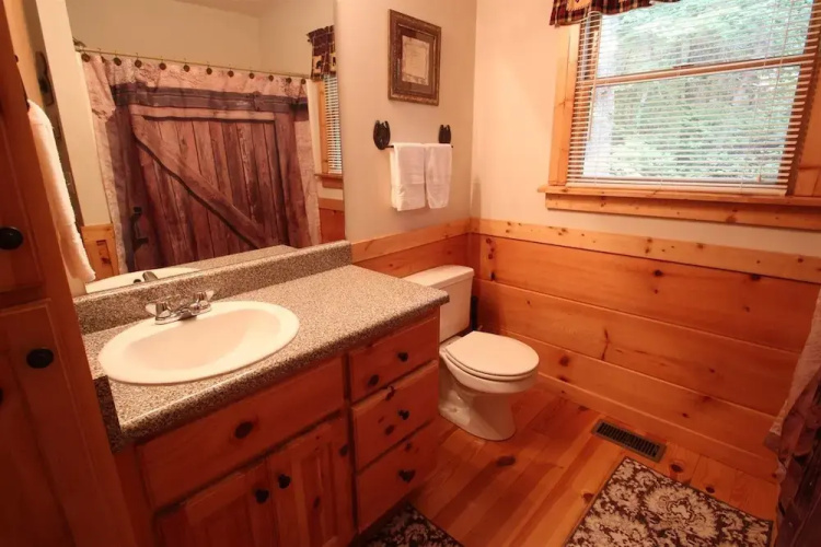 Laughing Bear Cabin