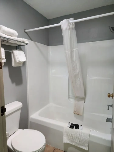 2 Bedrooms Suite