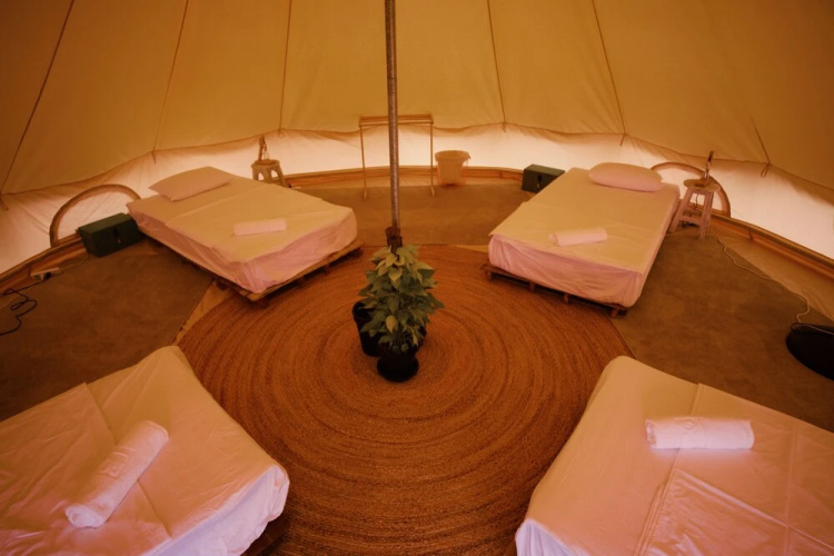 Roost Glamping