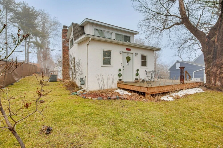 3 Bedrooms Cottage