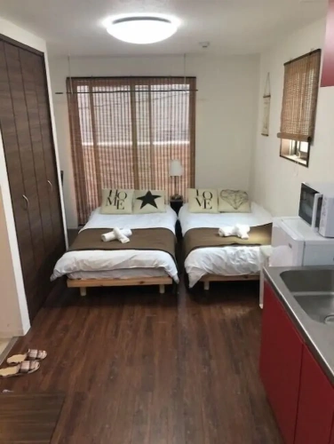 1 Bedroom Business room