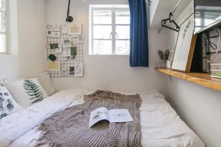 Hard Candy Apartment No.19