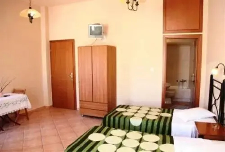 Hermoupolis Rooms