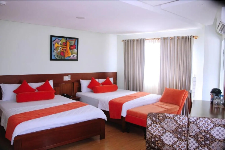 Art Deluxe Hotel