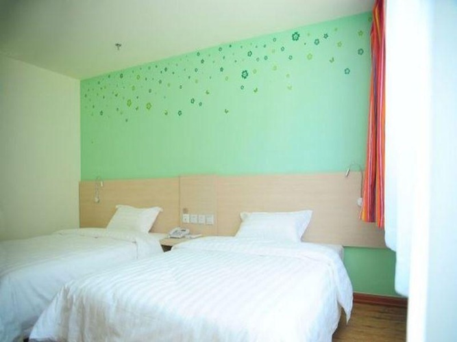Standard Double room with city view