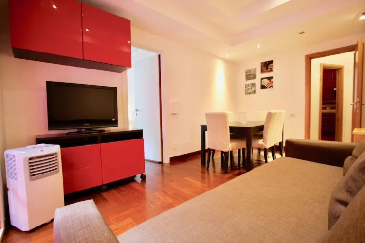 Travel & Stay - Frezza Red
