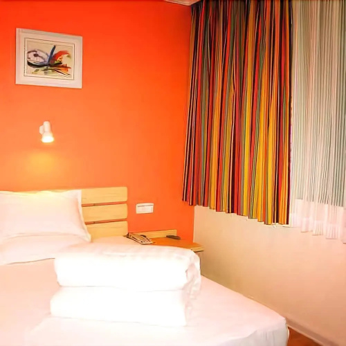 7 Days Inn
