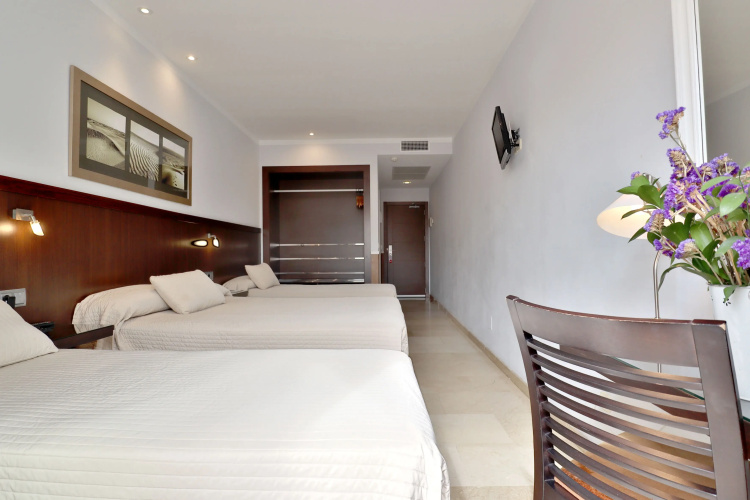 Oasis Cordoba Hotel