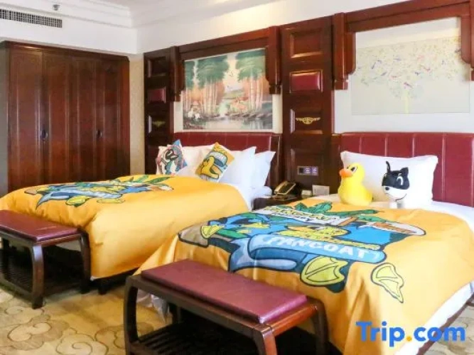 Twin Family Suite