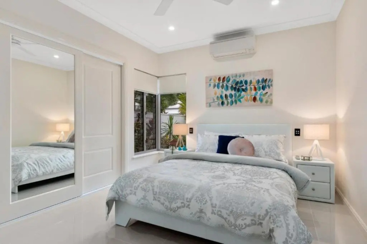 Luxury Living on the Beachfront