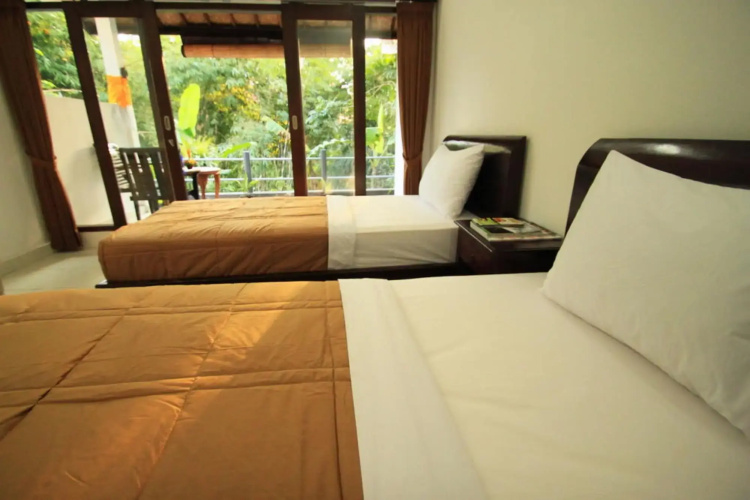 Omah D'Taman Hotel by EPS