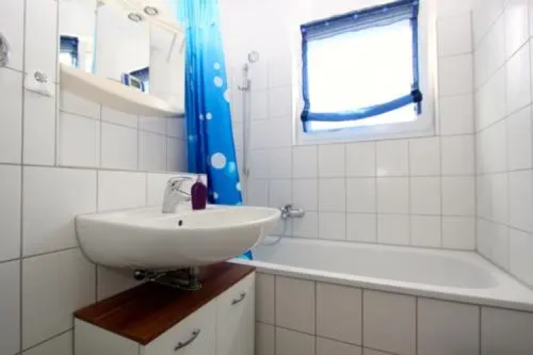 2 Private Single Rooms (5099)
