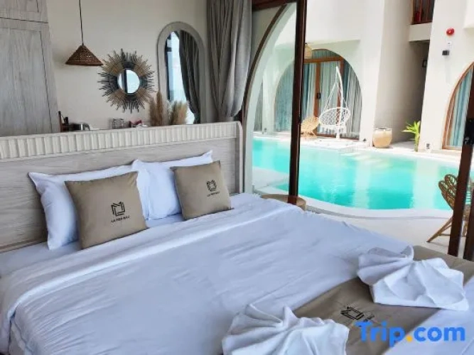 Deluxe room with sea view