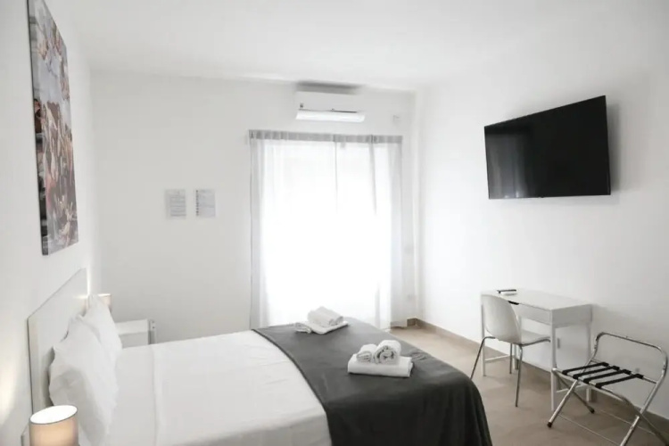Eletta Guest House