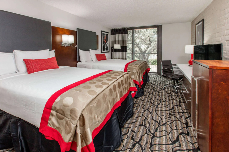 Ramada by Wyndham Austin South