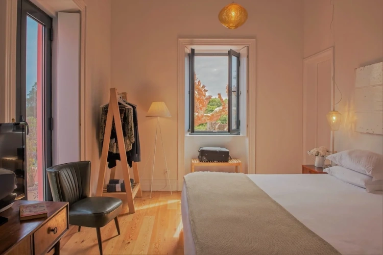 Suite with balcony