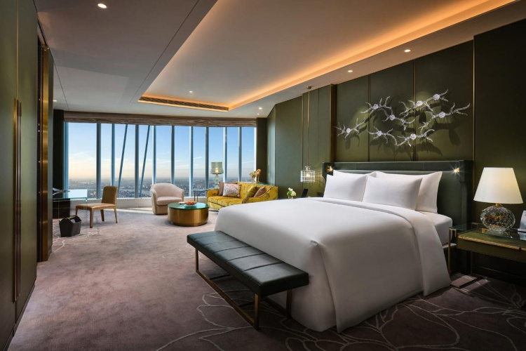 J Hotel, Shanghai Tower