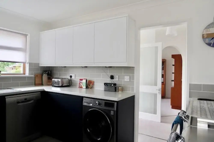 Sleeps 9- Kingbeds- Familyfriendly- Contactlessci