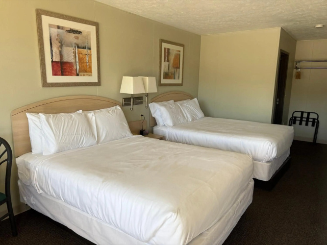 Boarders Inn & Suites by Cobblestone Hotels – Broken Bow