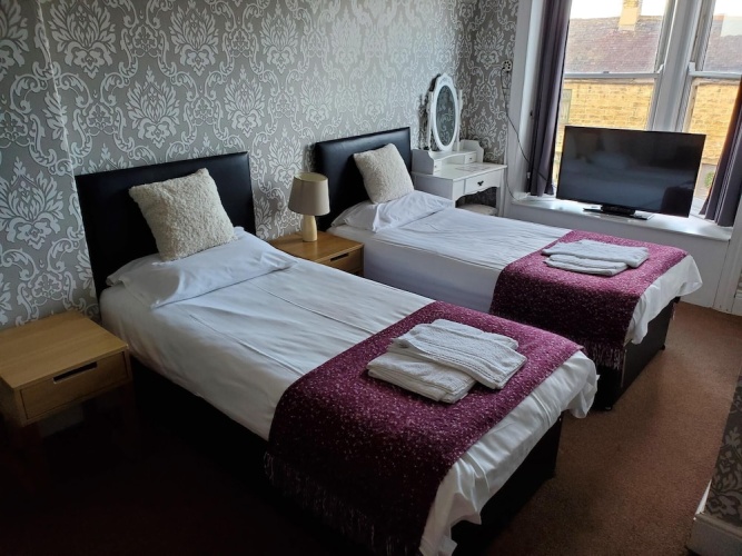 The Queens Arms Hotel