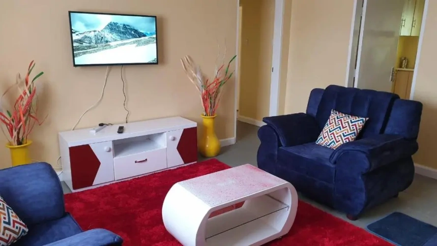 3 Bedrooms Apartment