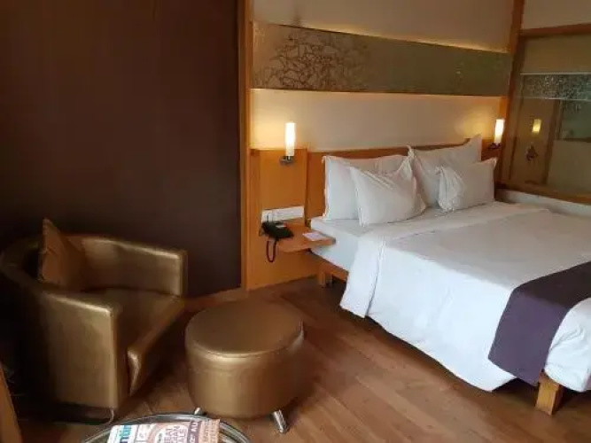 Hotel Lineage