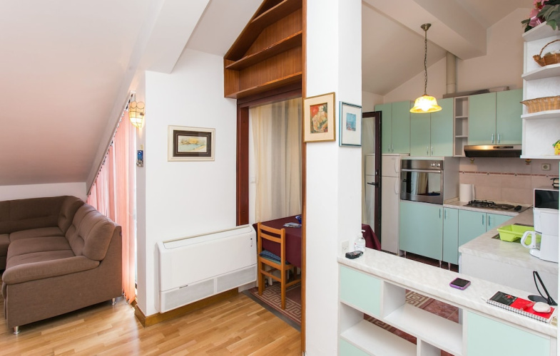 Apartments Depozit - Dolores