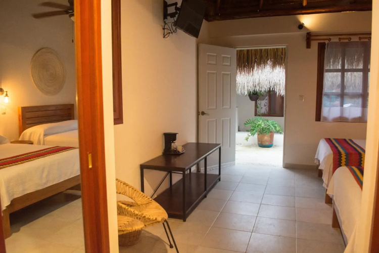 Poza Clara Sanctuary Hotel