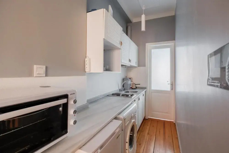 Rustic Stone Flat 5 min to Taksim Square