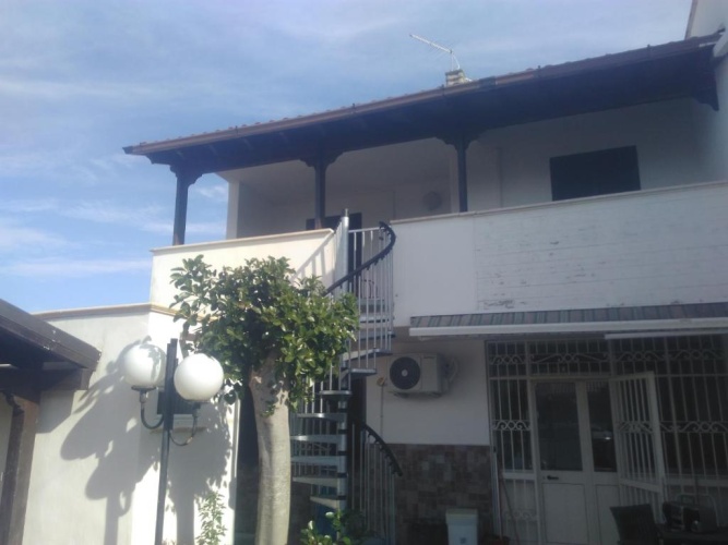 4 Bedrooms Double Cottage