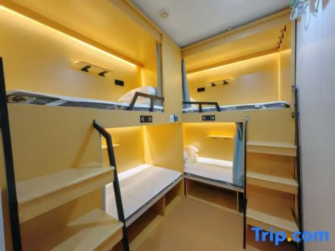 Bed in Dorm (female dorm)