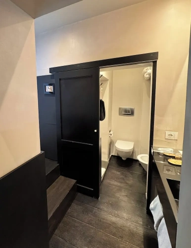 Deluxe Studio