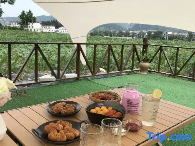 Yunqi Minglu Hotel