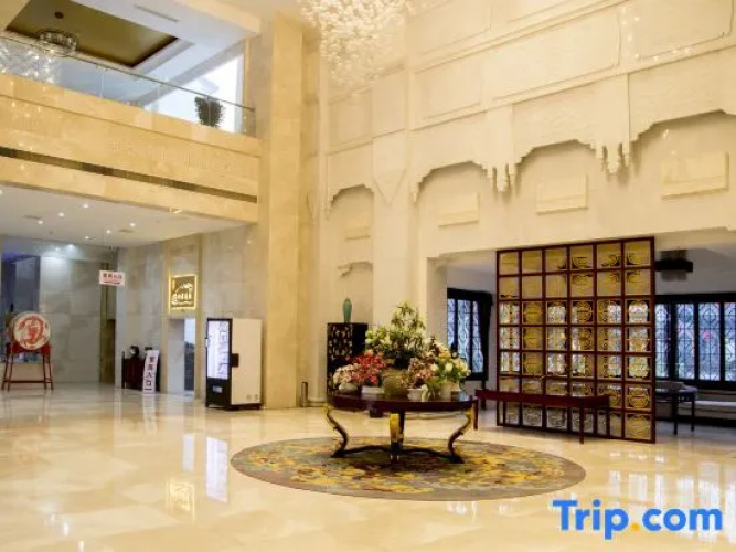 SuiningShuiyueHotel